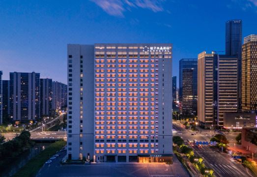 苏州高铁北站桔子水晶酒店外景图