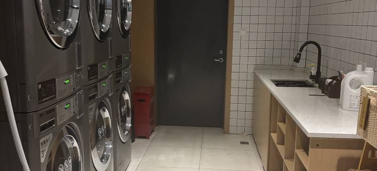 上海北外滩长阳路亚朵酒店图片