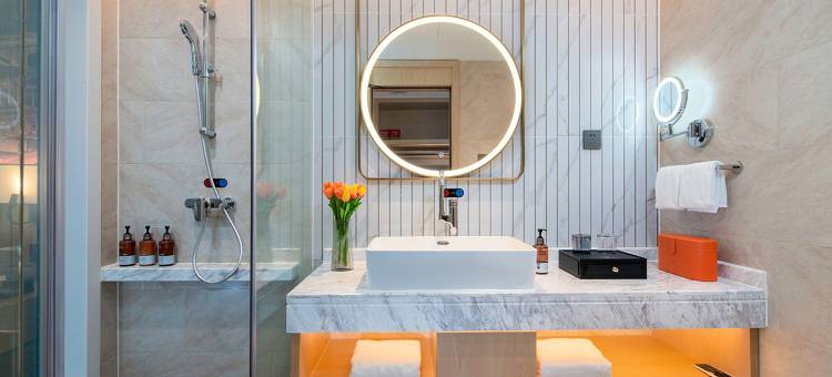 维也纳国际酒店(桂平西山景区北江湾店)图片