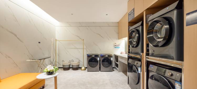 雅斯特国际酒店(柳州窑埠古镇东堤游船码头店)图片