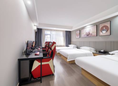 柏豪电竞酒店(张家界后溶美食街店)