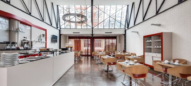 帕维隆民族酒店(Pavillon Nation)图片