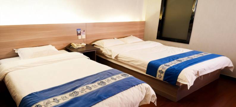 如家华驿精选酒店(乌兰察布市中心医院中心广场店)图片