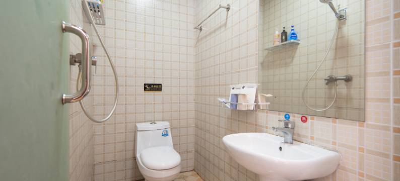 深圳老板很忙精品客栈(较场尾大鹏所城店)图片