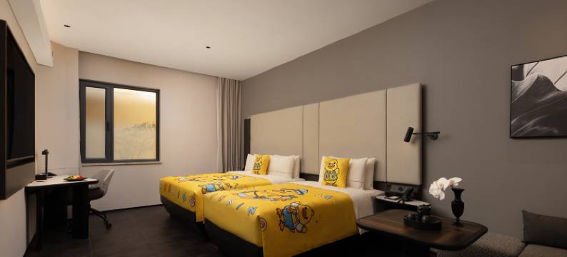 西安钟楼碑林博物馆亚朵酒店图片