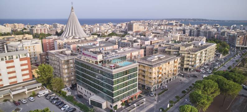 锡拉库扎普罗米修斯美居酒店(Mercure Siracusa Prometeo)图片