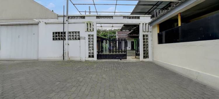 Hotel O near Plaza Pondok Gede formerly Angel Homestay图片