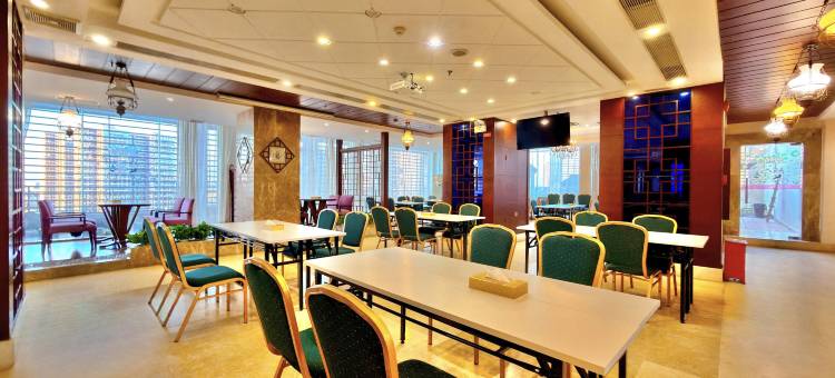 南威酒店(中山灯都古镇星光联盟店)图片