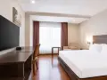 高級雙人大床間