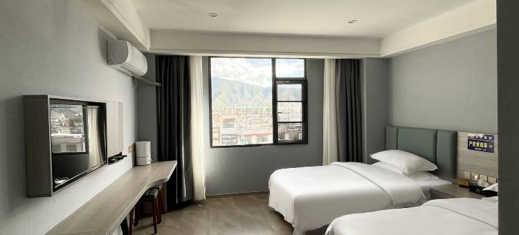 拉萨渝东假日酒店(大昭寺八廓街店)图片