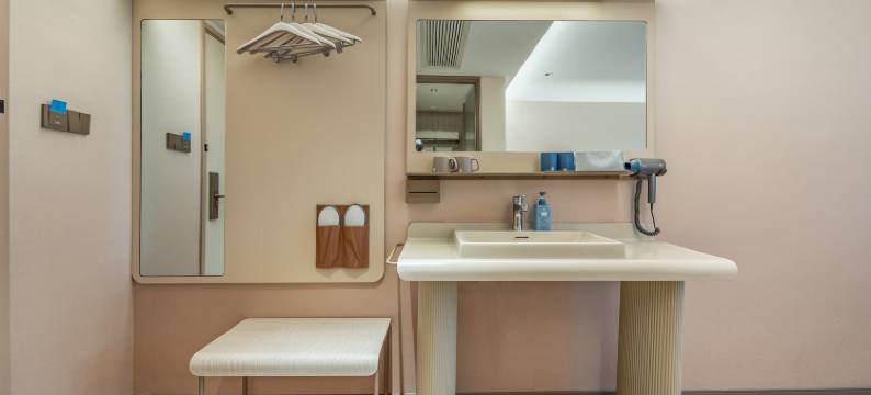 汉庭酒店(贵阳喷水池紫林庵地铁站店)图片