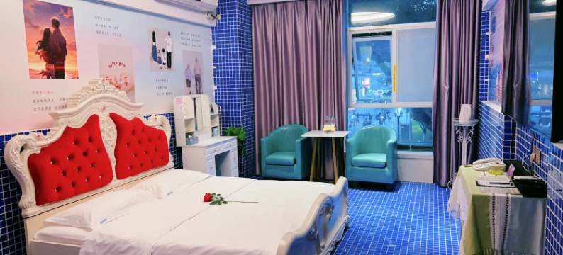 泸州千百度电影主题酒店图片