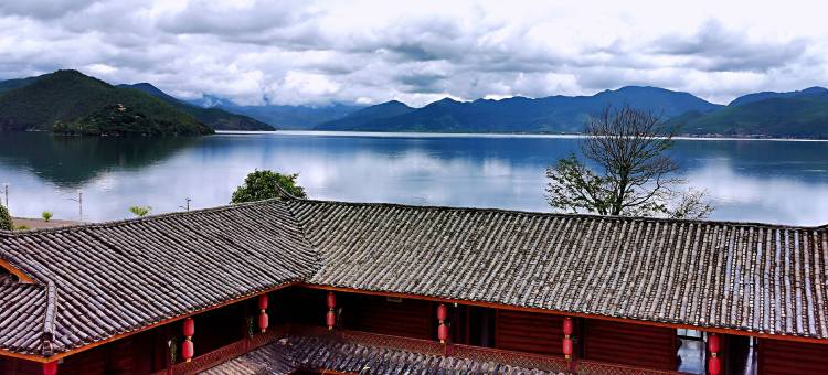 泸沽湖云旅观湖客栈(大洛水码头店)图片