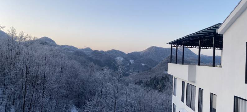 M·+院里树下民宿(绿葱坡镇店)图片