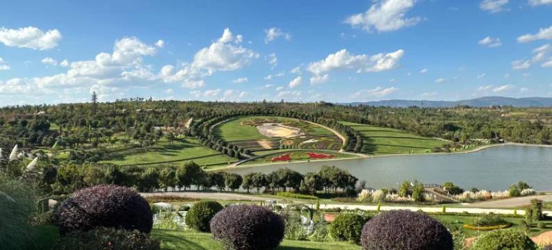 弥勒爱湖酒店(湖泉生态园红河水乡店)图片