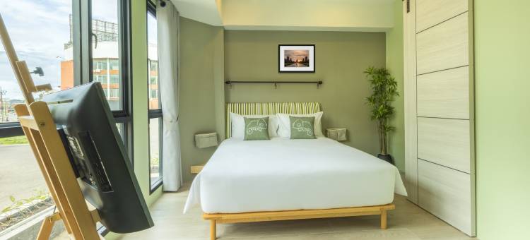 查蒙床和咖啡厅酒店(Chamemon Bed Phuket Town)图片