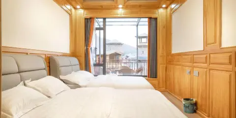 香格里拉雨陽小築民宿