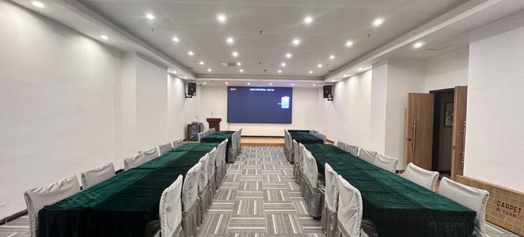 格林豪泰酒店(太原综改示范区政务服务中心机场南站店)图片