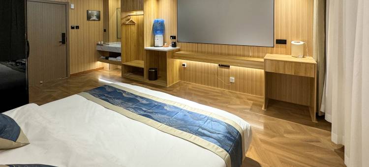 云端酒店(茶卡店)图片