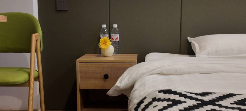 倚山壹聚火山民宿图片