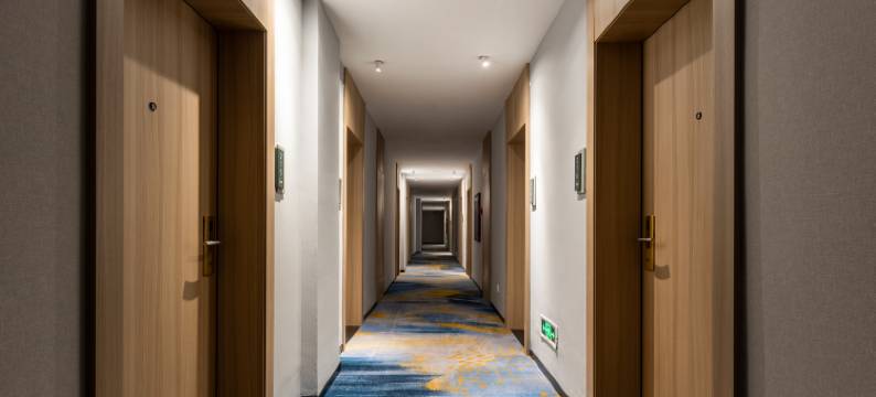 康定溜溜城情歌广场玉景雪莲酒店图片