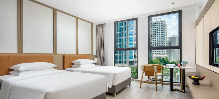 北海及酒店(北海银滩景区侨港风情街店)图片