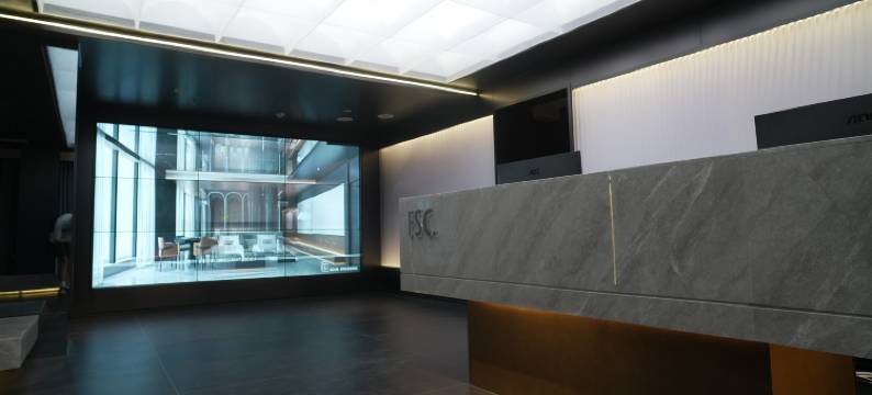 世鉴酒店(南郊机场经开万达店)图片