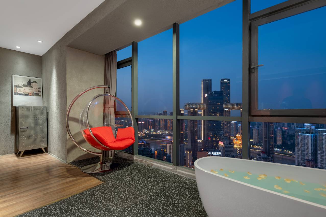 NOVA星球·高空全江景酒店(重庆解放碑洪崖洞店)图片