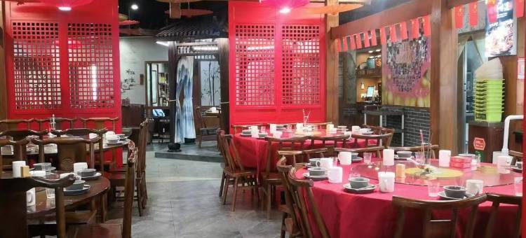 长沙巢想主题酒店(中南林业科技大学涉外学院店)图片