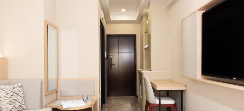 轻逸商旅公寓(西安大唐不夜城理工大曲江校区地铁站店)图片