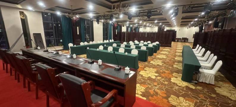 阳曲朗宇大酒店图片