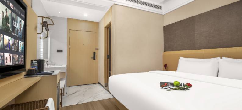 霆曦酒店(长沙理工大学碧沙湖地铁站店)图片