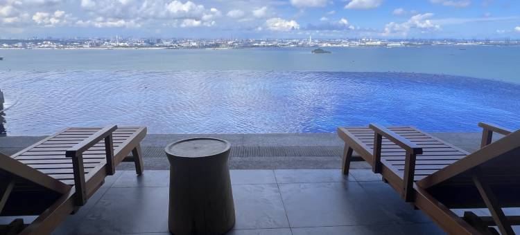 森林城市地标假日海景美宿(无边泳池)(Forest City Carnelian Tower Summer Home Day Hotel(Infinity pool))图片