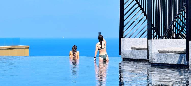 芭提雅EDGE中央海景假日(中央商场步行街店)(EDGE Central Sea View Holiday inn· Infinity Pool · 180 ° Panoramic Sea View (Pattaya Beach ))图片