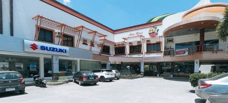 RedDoorz Premium @ Nick Hotel Gerona Tarlac图片