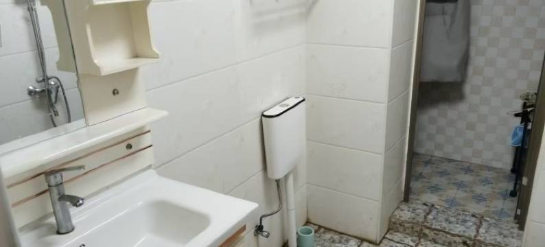 麻雀逸栈青年旅社(湖南机电职业技术学院土桥地铁站店)图片