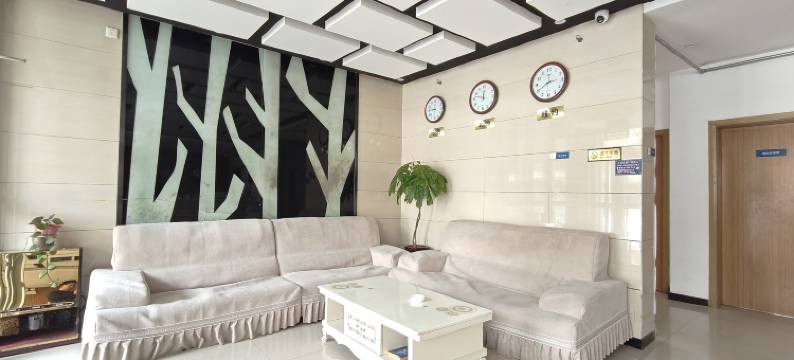 泰洋快捷宾馆(龙湖水系公园店)图片