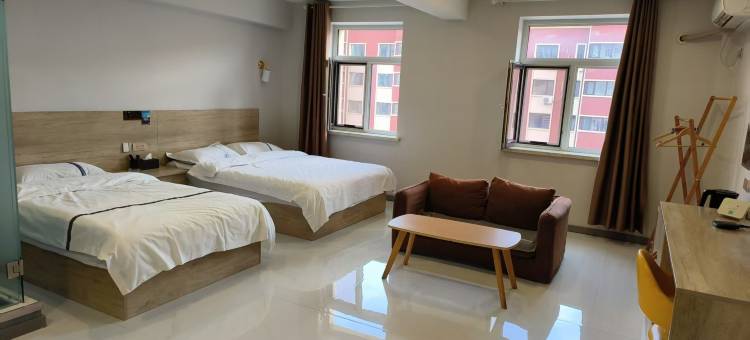 泰来雲鼎观湖假日酒店图片