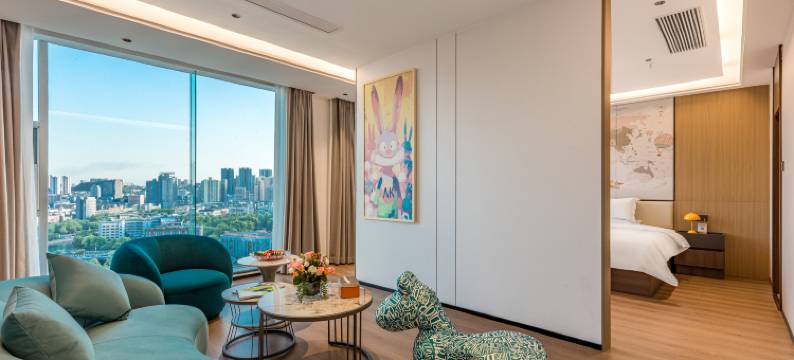 贵阳乐槿酒店(甲秀楼喷水池地铁站店)图片