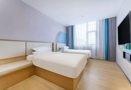 City Comfort Inn (Zhongshan Xiaolan Beixiu Road Branch) Hotel Overview