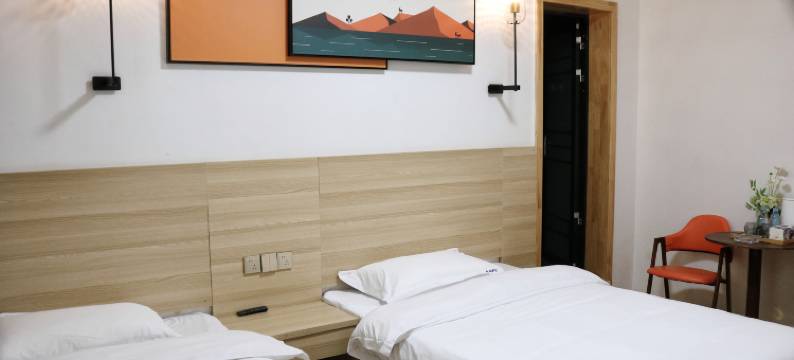 拉萨缘起客栈(大昭寺店)图片