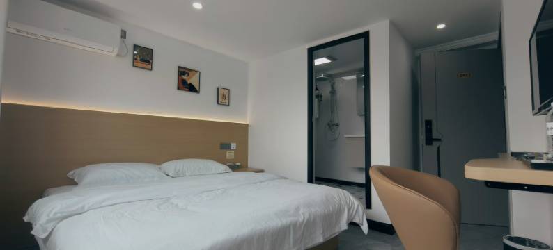 福聚民宿(万岁山武侠城店)图片