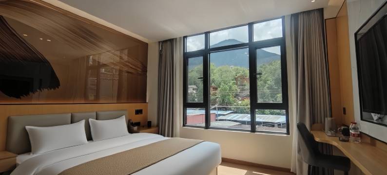 巴塘开源酒店图片