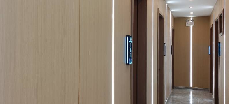 欧曼快捷酒店(西宁曹家堡机场店)图片