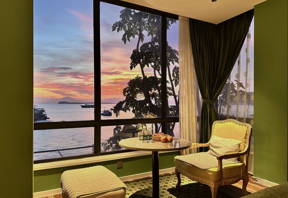 SeeSea｜ Vintage Garden Oceanfront Boutique HotelHotel Overview