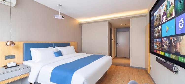 睿柏·云酒店(秦皇岛万达广场店)图片