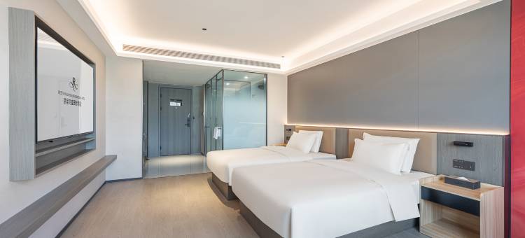 丽呈花盛国际酒店(乌鲁木齐高铁站西湖路店)图片