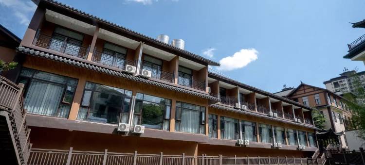 罗平云上澜苑酒店(罗平县人民医院店)图片