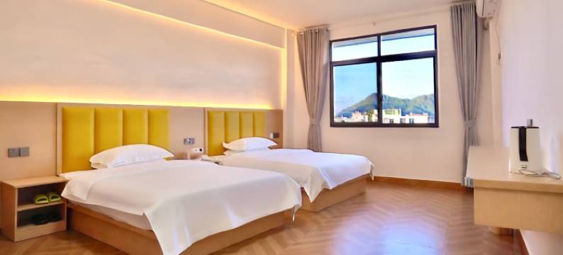 拾观荷畔民宿(周宁县尚城广场店)图片