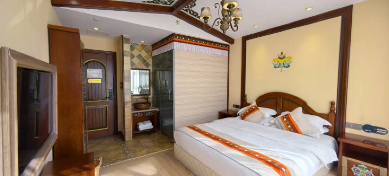 其米格·精品酒店(道孚鲜水镇店)图片